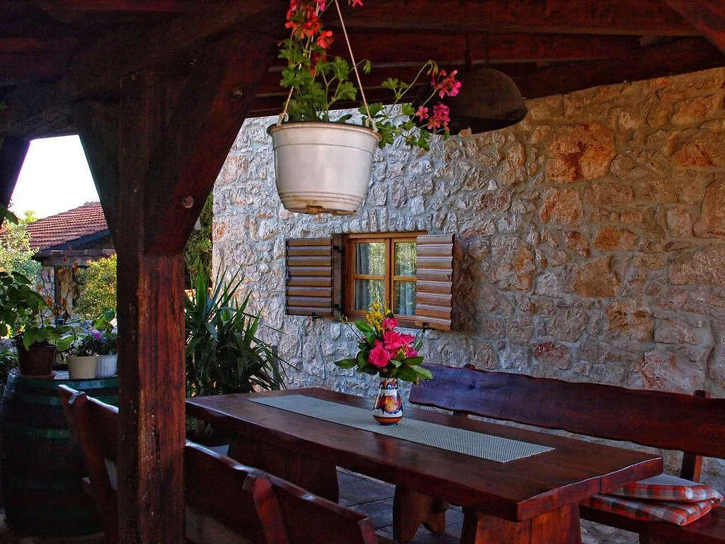 Holiday Home Rasopas Malinska Horvátország