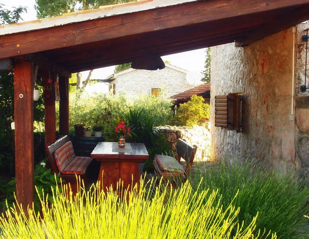 Holiday Home Rasopas Malinska