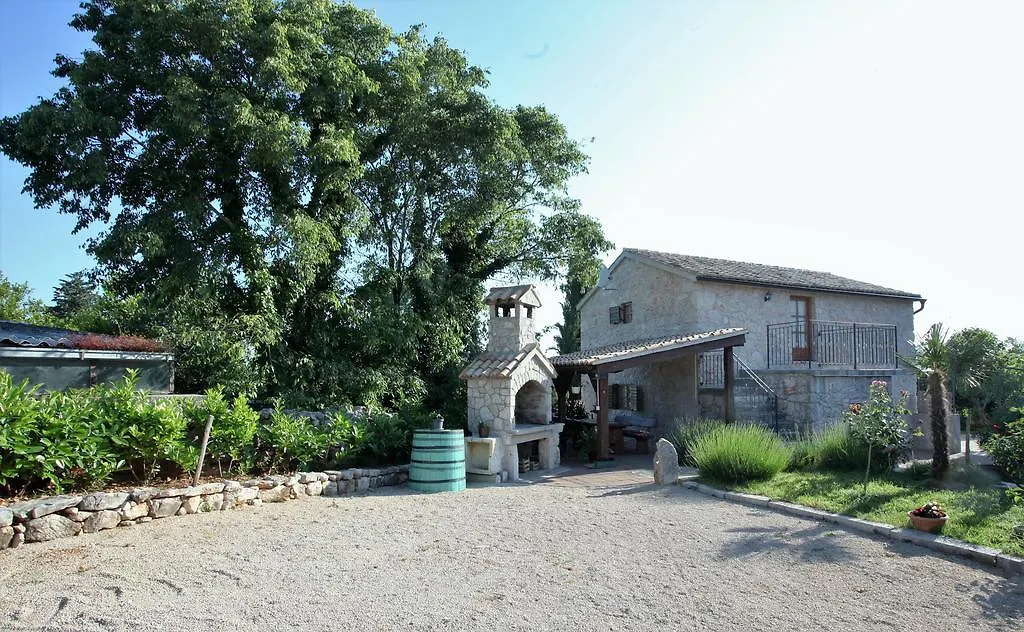 Holiday Home Rasopas Malinska